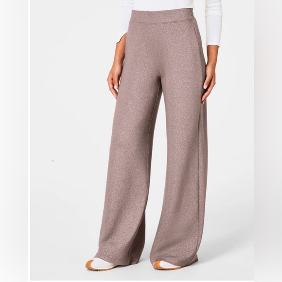 $118 SPANX AIRESSENTIALS SHIMMER WIDE LEG PANTS - SMOKE SILVER 2X - Picture 1 of 6